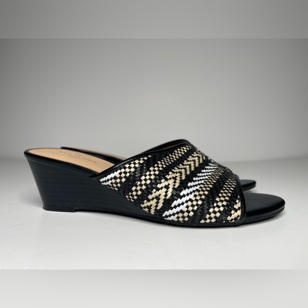 Ann Taylor Factory Woven Wedge Open Toe Sandal Size 6 1/2